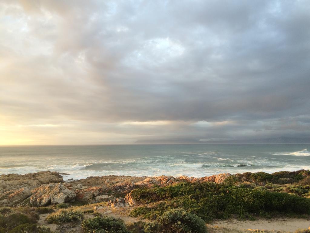Ferienwohnung Royal Albatros Gansbaai Exterior foto